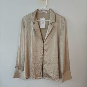 brand new! rumours beige neutral silk satin tie front collared oversize blouse✨